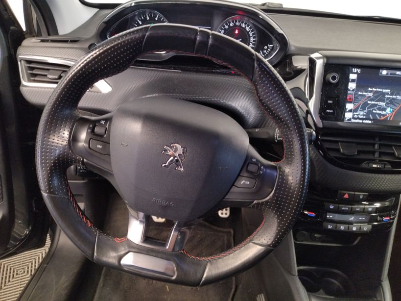 PEUGEOT 208 2016 - Photo n°12