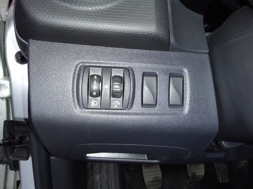 RENAULT CLIO IV BUSINESS 2017 - Photo n°15