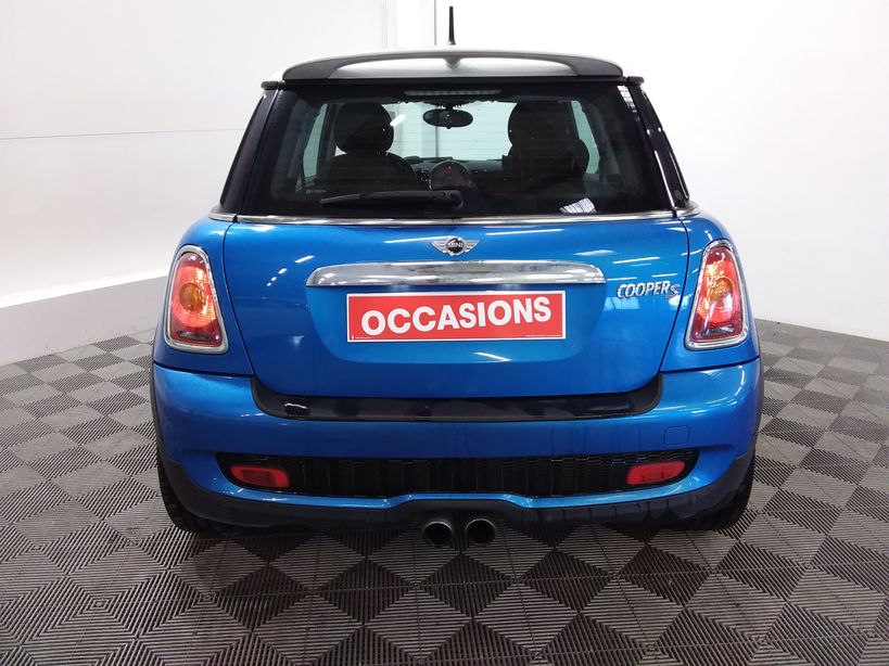 MINI HATCH R56 2010 - Photo n°5