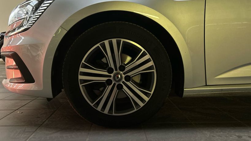 RENAULT MEGANE IV ESTATE 2022 - Photo n°15