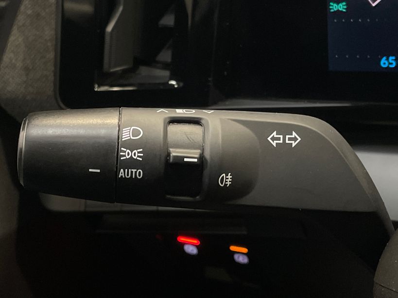 RENAULT MEGANE E TECH 2023 - Photo n°29