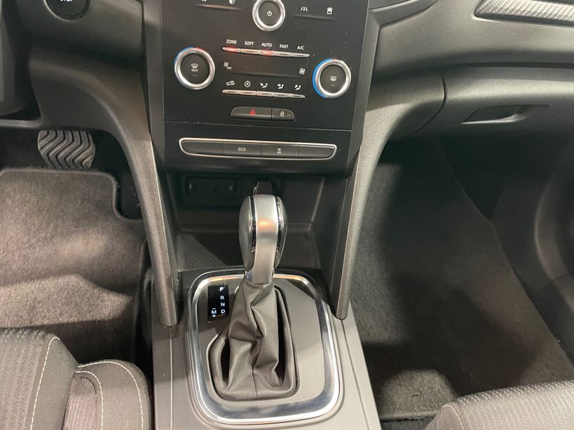 RENAULT MEGANE IV BERLINE BUSINESS 2020 - Photo n°24