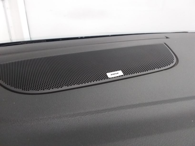 RENAULT MEGANE IV ESTATE 2016 - Photo n°26