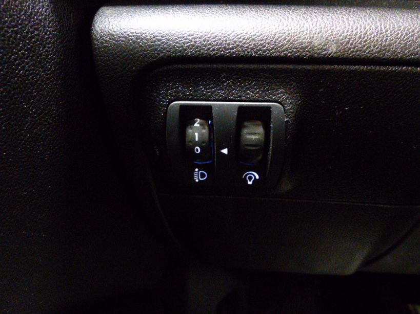 RENAULT MEGANE IV ESTATE 2020 - Photo n°30