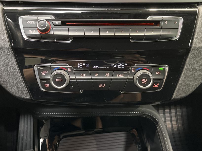 BMW X1 F48 2017 - Photo n°17