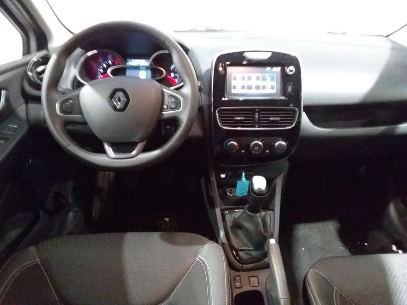 RENAULT CLIO IV 2018 - Photo n°5