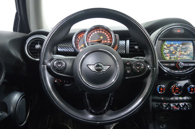 MINI MINI F56 2015 - Photo n°9