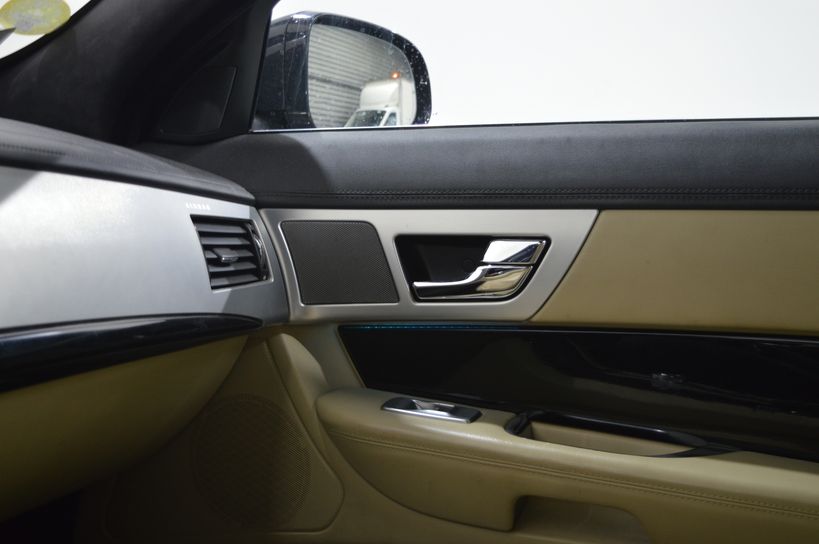 JAGUAR XF 2014 - Photo n°36