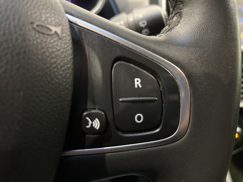 RENAULT CLIO IV 2018 - Photo n°24