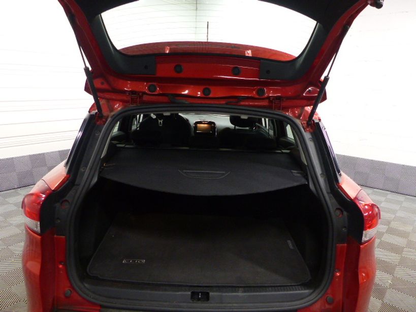 RENAULT CLIO IV ESTATE 2013 - Photo n°10