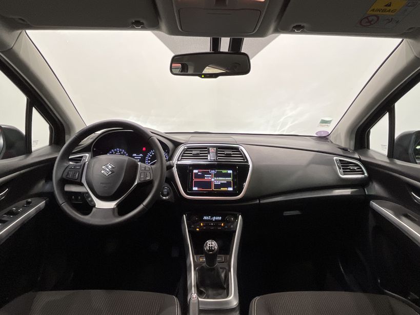 SUZUKI S CROSS 2019 - Photo n°28