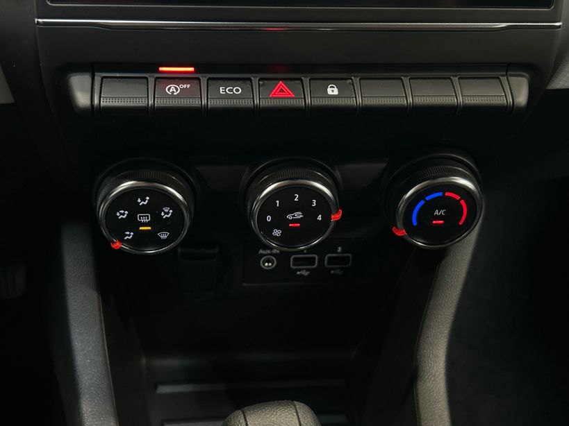 RENAULT CLIO V 2023 - Photo n°16