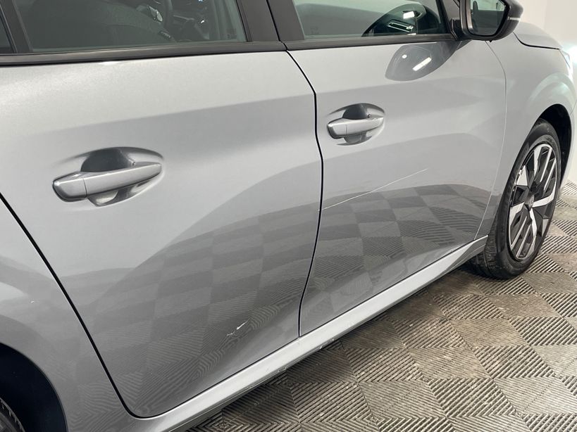 PEUGEOT 208 2025 - Photo n°2