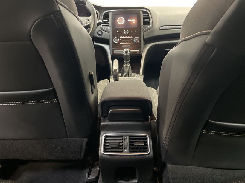 RENAULT MEGANE IV BERLINE BUSINESS 2019 - Photo n°39