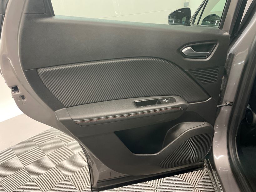 RENAULT CAPTUR 2022 - Photo n°27