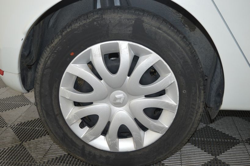 RENAULT CLIO IV 2019 - Photo n°4