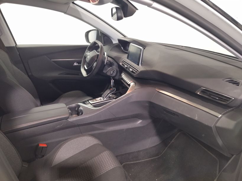 PEUGEOT 3008 BUSINESS 2019 - Photo n°8