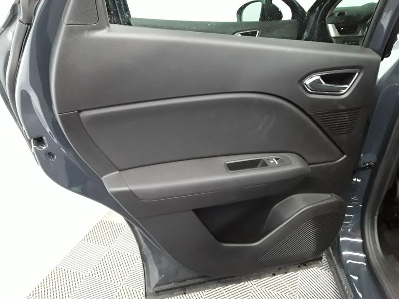RENAULT CAPTUR 2020 - Photo n°23