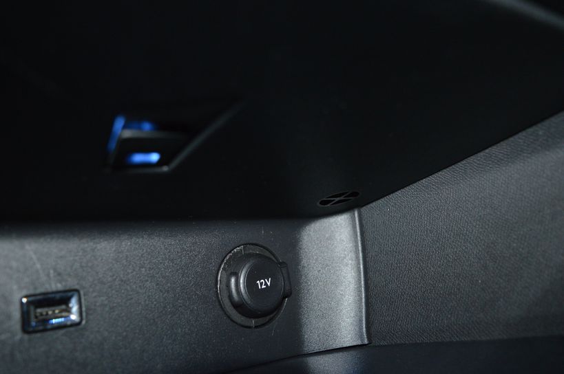 PEUGEOT 3008 2019 - Photo n°29