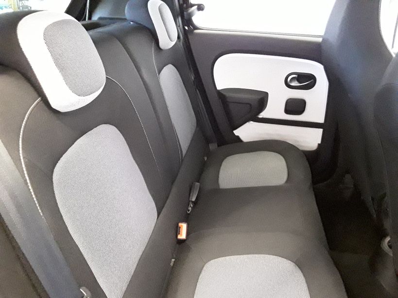 RENAULT TWINGO III 2019 - Photo n°9