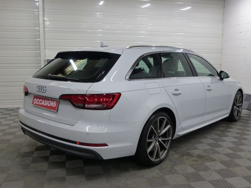 AUDI A4 AVANT 2017 - Photo n°5