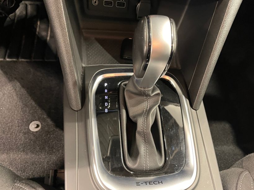 RENAULT MEGANE IV ESTATE 2021 - Photo n°26