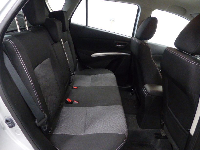 SUZUKI SX4 S CROSS 2014 - Photo n°7