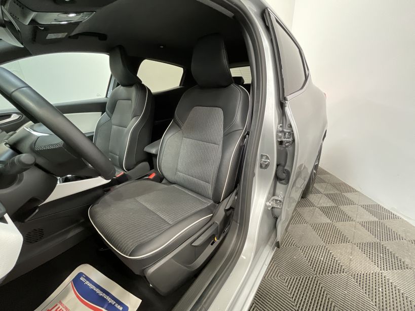 RENAULT CLIO V 2023 - Photo n°9