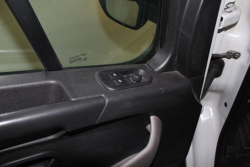 RENAULT MASTER FOURGON 2015 - Photo n°11