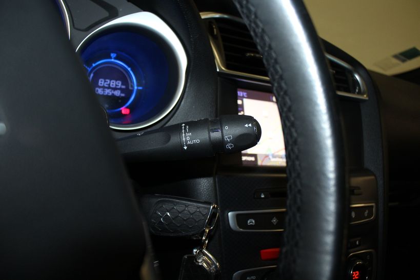 DS DS4 2017 - Photo n°17