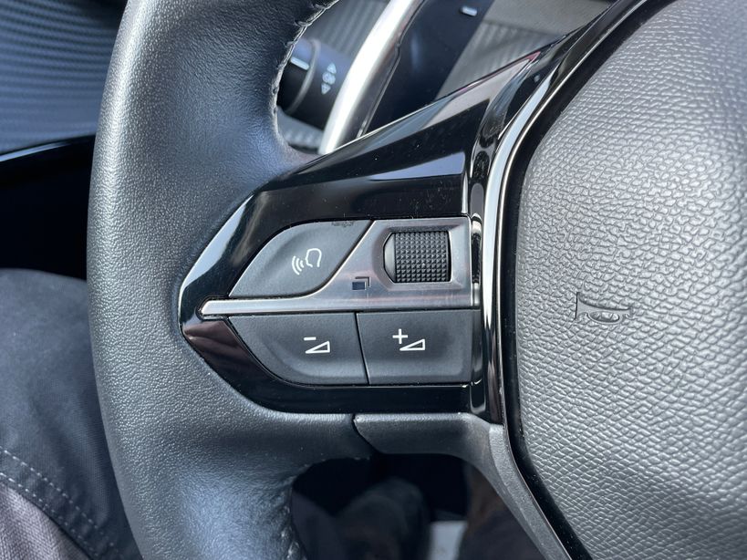 PEUGEOT 208 2023 - Photo n°27