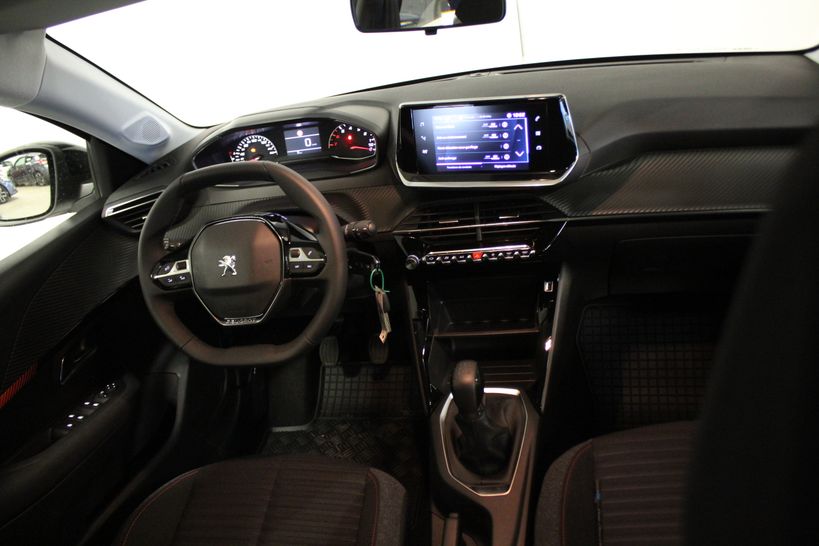 PEUGEOT 208 2022 - Photo n°8