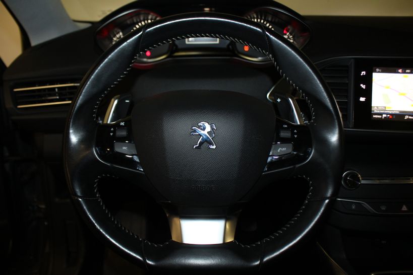 PEUGEOT 308 SW BUSINESS 2018 - Photo n°16