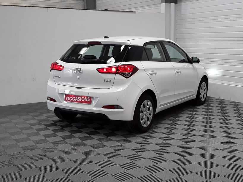 HYUNDAI i20 BUSINESS 2017 - Photo n°42