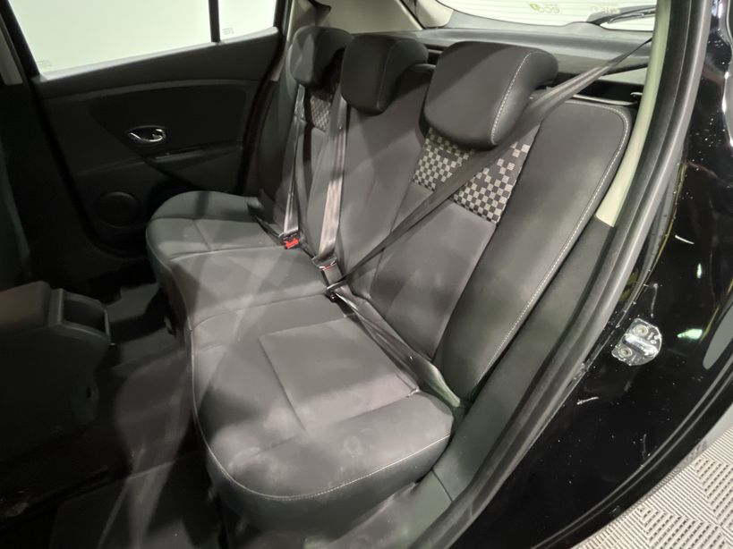 RENAULT MEGANE III BERLINE BUSINESS 2013 - Photo n°9