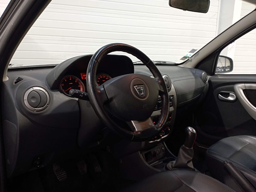 DACIA DUSTER 2013 - Photo n°8