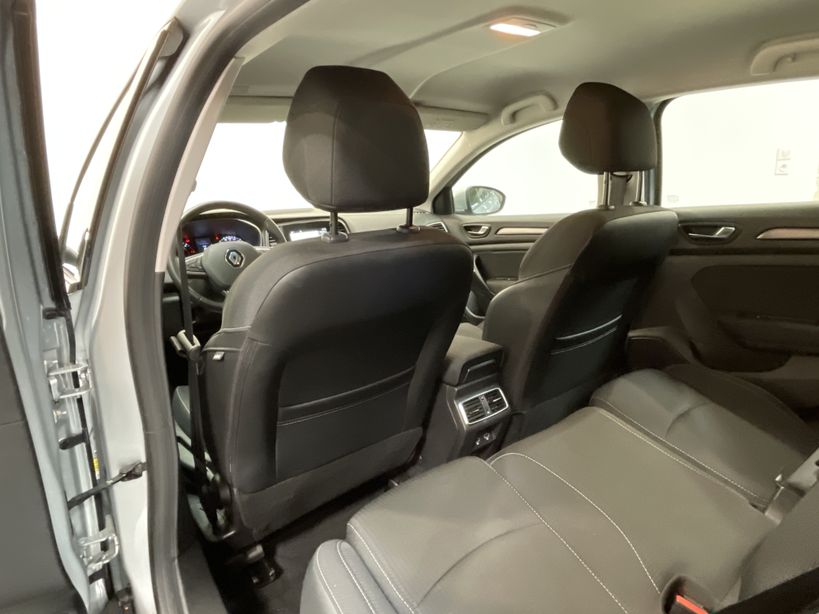 RENAULT MEGANE IV BERLINE 2022 - Photo n°37