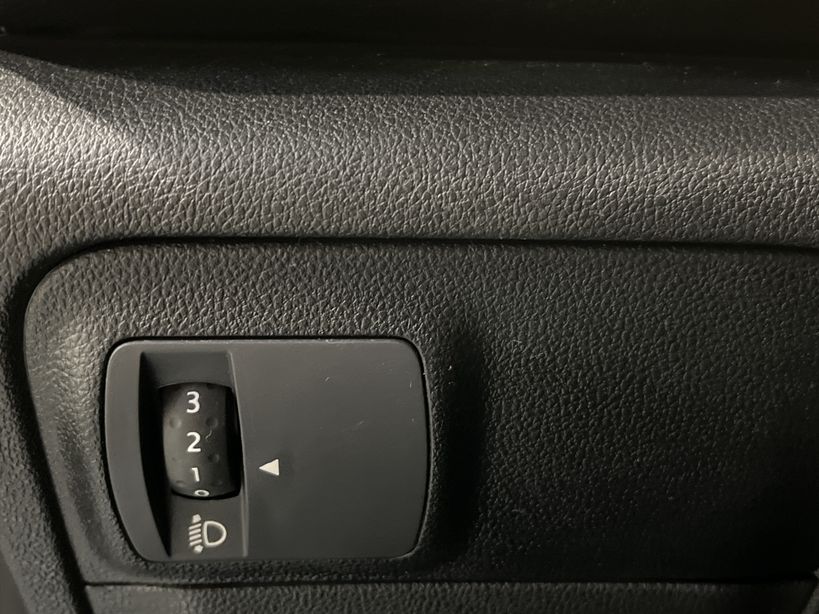 RENAULT MEGANE IV BERLINE BUSINESS 2020 - Photo n°35
