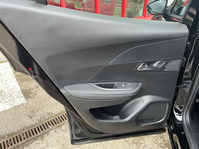 PEUGEOT 2008 2024 - Photo n°16