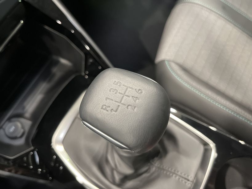 PEUGEOT 208 2023 - Photo n°18