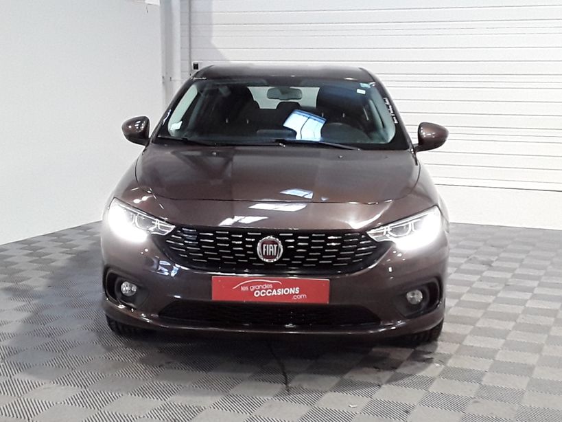 FIAT TIPO 5 PORTES 2018 - Photo n°2