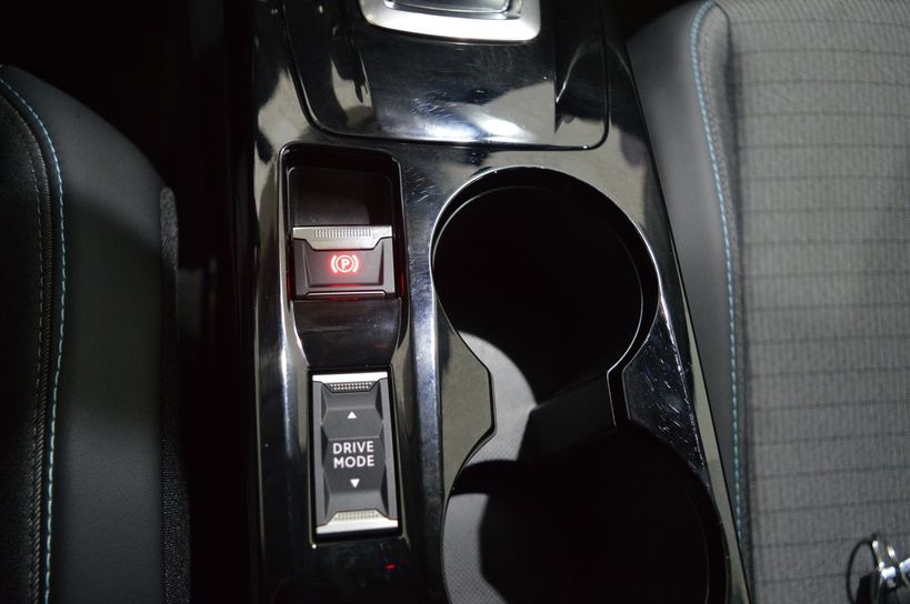 PEUGEOT 208 BUSINESS 2020 - Photo n°20