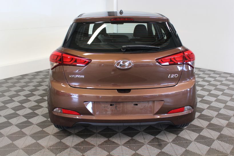 HYUNDAI i20 2018 - Photo n°23