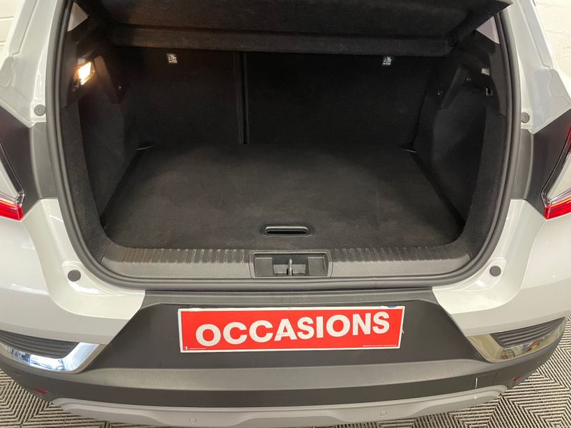 RENAULT CAPTUR 2023 - Photo n°9