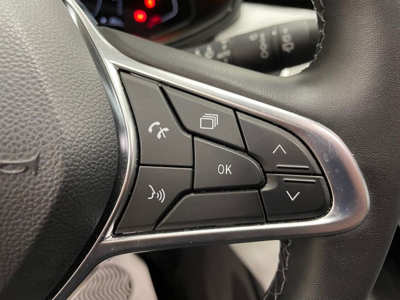 RENAULT CLIO V 2023 - Photo n°19