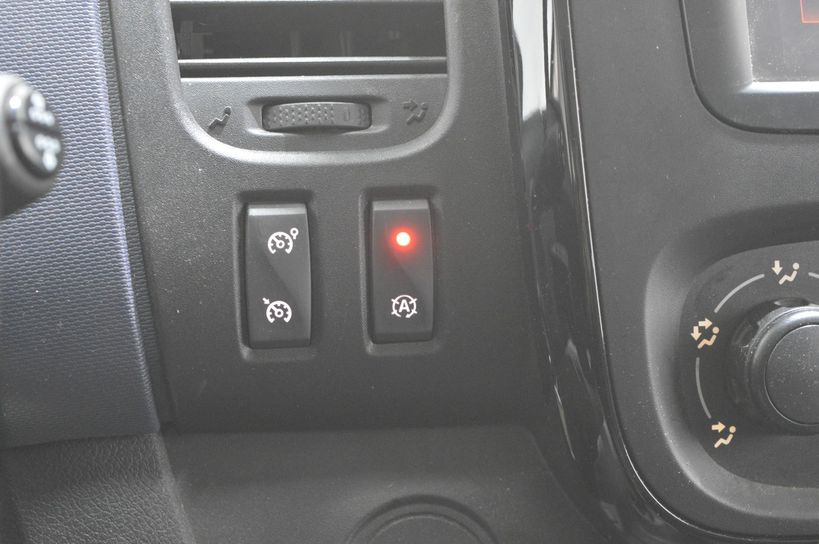OPEL VIVARO COMBI 2017 - Photo n°16