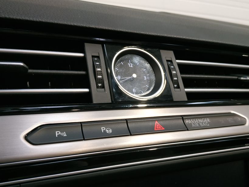 VOLKSWAGEN PASSAT 2015 - Photo n°32