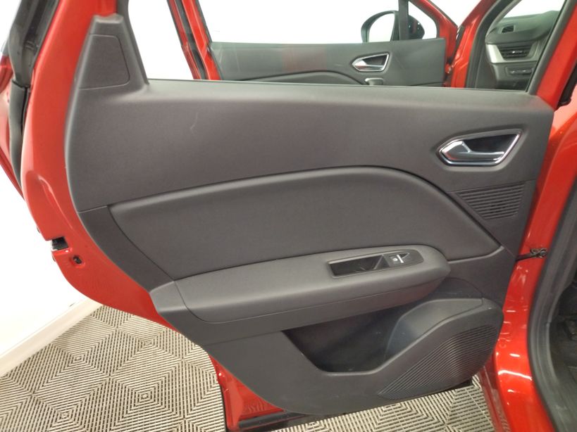 RENAULT CAPTUR 2020 - Photo n°17
