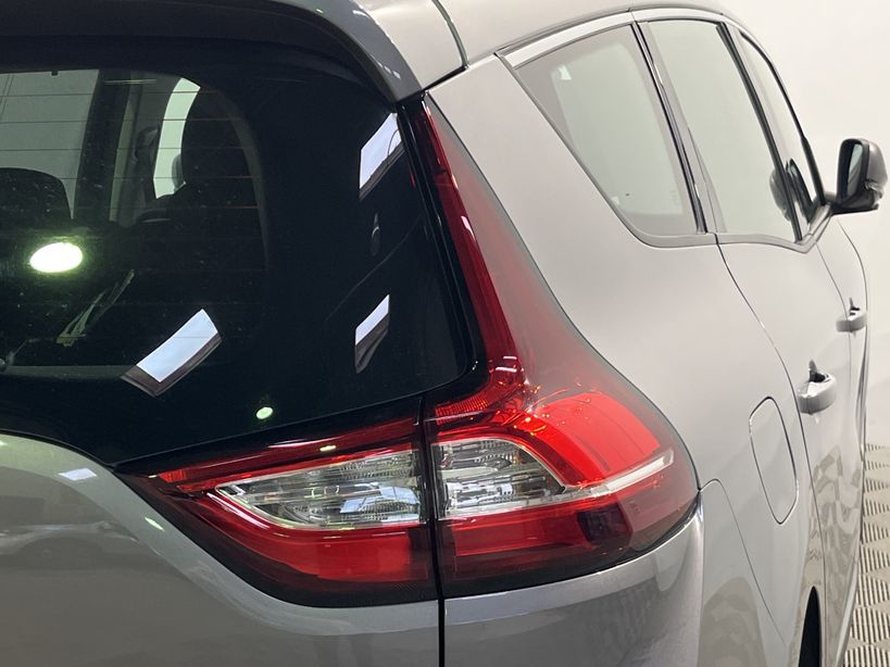 RENAULT GRAND SCENIC IV 2017 - Photo n°7