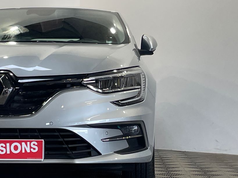 RENAULT MEGANE IV BERLINE 2021 - Photo n°7